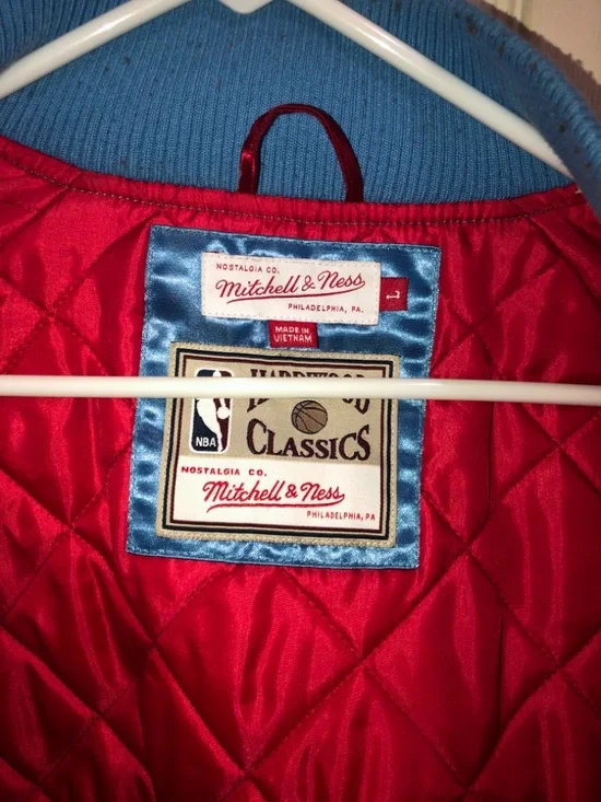 Atlanta hawk x trae young set great condition - Picture 3 of 16